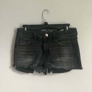 Black acid washed short shorts